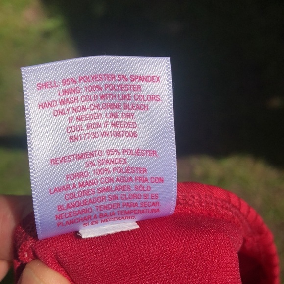 Xhiliration 2 piece high waisted 1960s bathing suit style - Picture 13 of 13